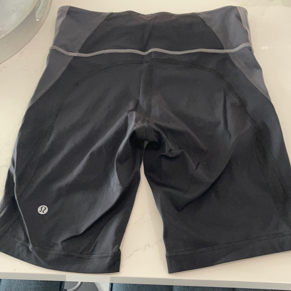 Lululemon Biker shorts- size 8